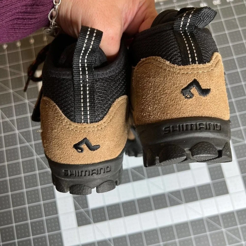 Shimano SPD SH-M057 Clip‎ on Suede Boot Mountain Biking Cycling Shoes Womens 7.5